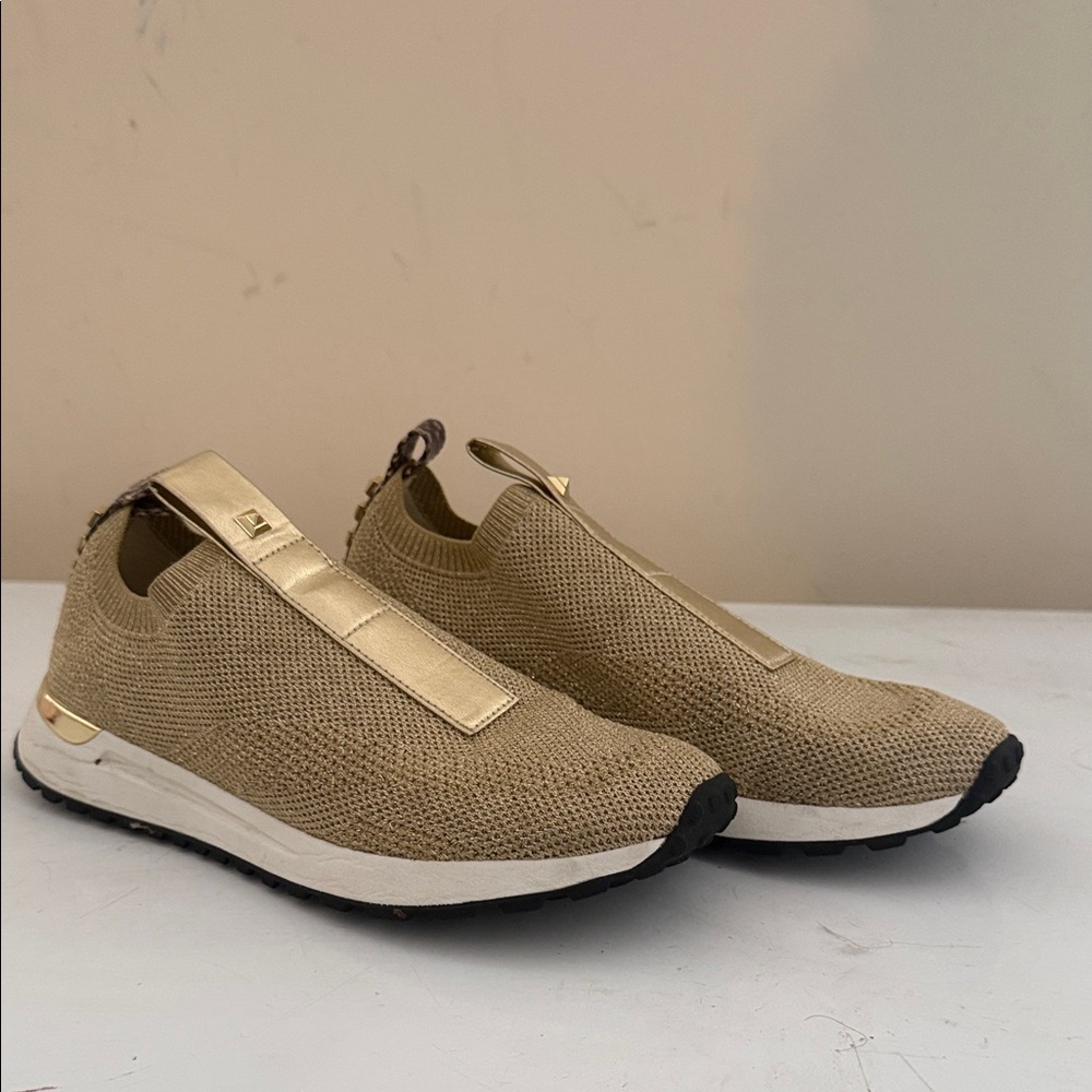 Slip-On Knit Women’s Sneakers in Gold